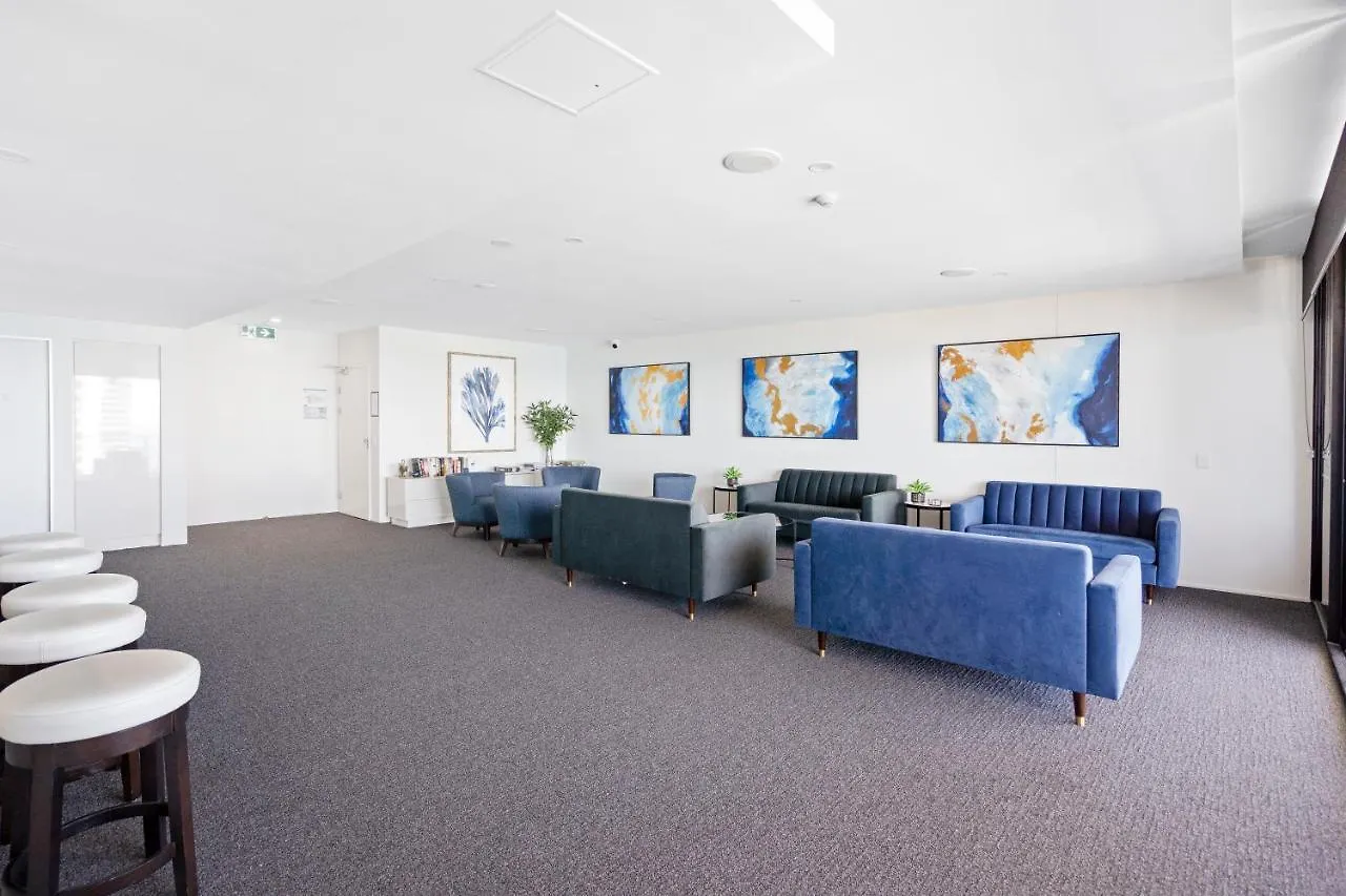Circle On Cavil Subpenthouse 4Brm Lv52! Ocean View Apartment Gold Coast