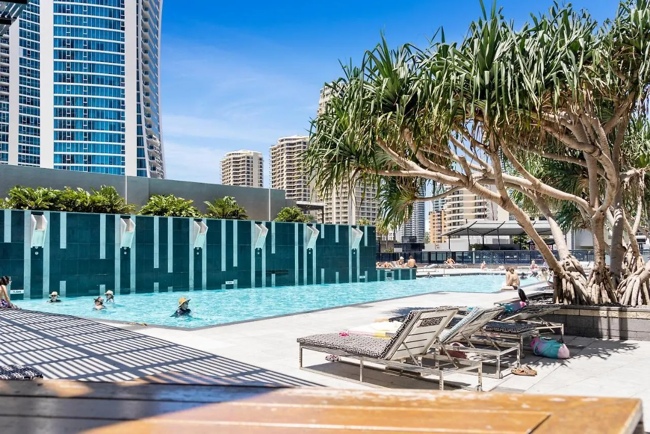 Circle On Cavil Subpenthouse 4Brm Lv52! Ocean View Apartment Gold Coast